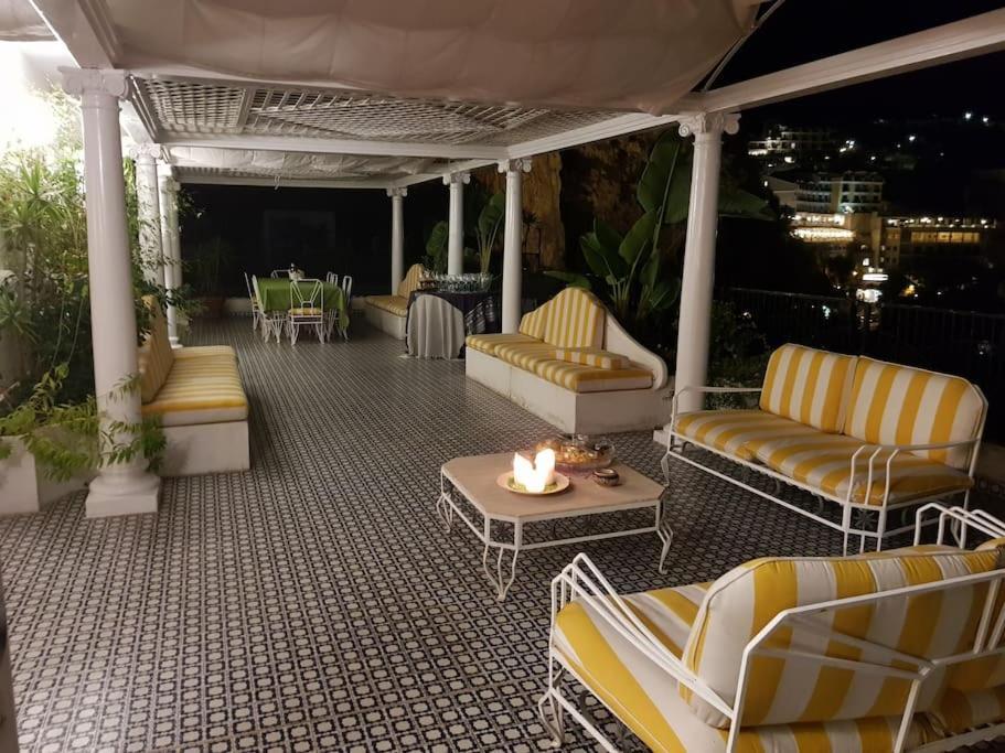 La Casa Di Giorgina Appartement Sorrento Buitenkant foto