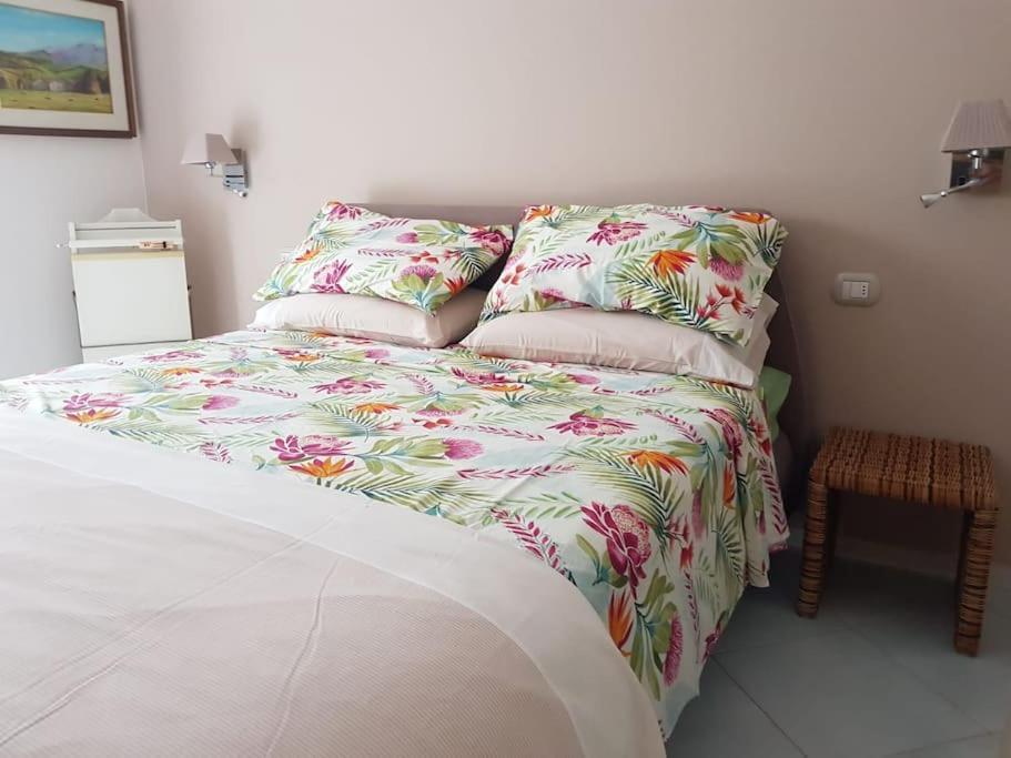La Casa Di Giorgina Appartement Sorrento Buitenkant foto